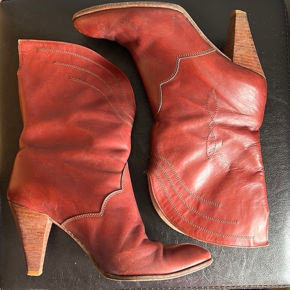 Vintage Leather Mid Height Ankle Boots - Picture 4 of 14